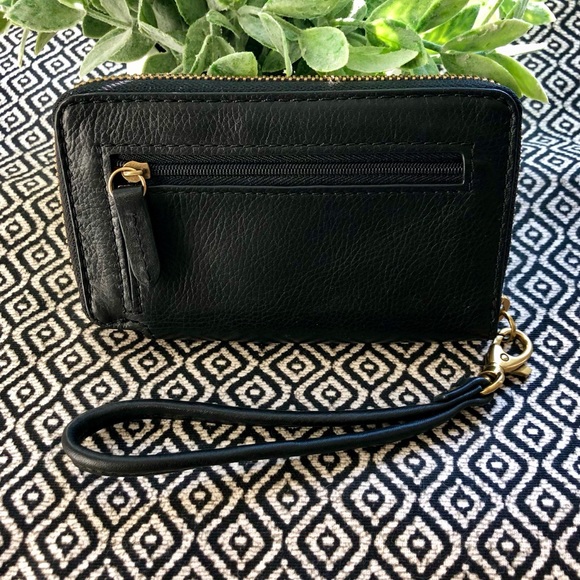 🆂🅾︎🅻🅳 FOSSIL Leather Wallet Wristlet - Picture 2 of 12